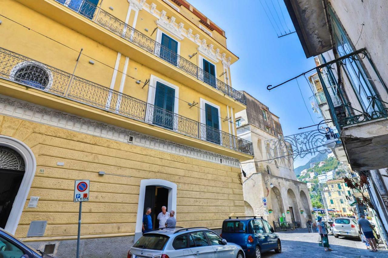 Della Monica Rooms Vietri Buitenkant foto